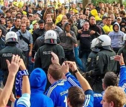 Μπορούσια Ντόρτμουντ: «Βανδαλισμοί» με Σάλκε (photos+video)