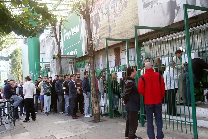 Παναθηναϊκός: Παρέλαση στη Λεωφόρο για τα εισιτήρια (photos)