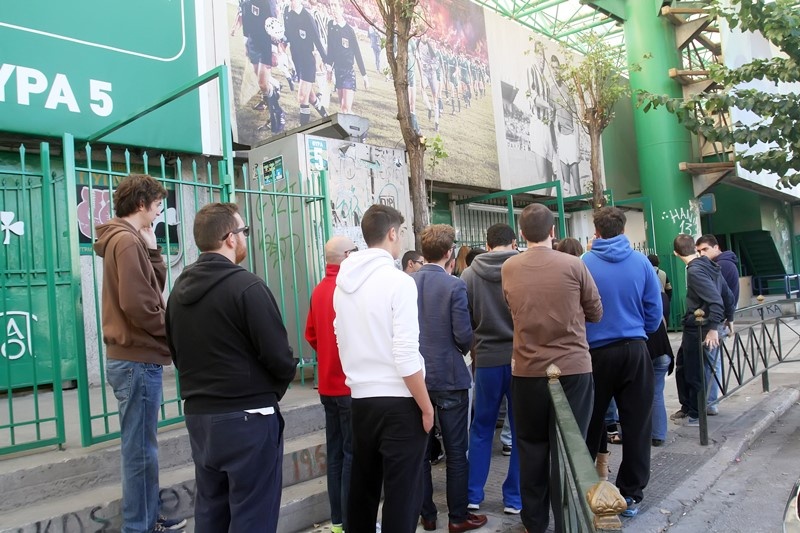 Παναθηναϊκός: Παρέλαση στη Λεωφόρο για τα εισιτήρια (photos)