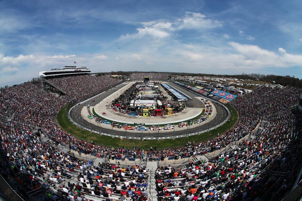 Twitter: Το φιλί στο στόμα στον Μουρίνιο, ο καπνός του Φέτελ και το… μωρό του Φάμπρεγας (photos)