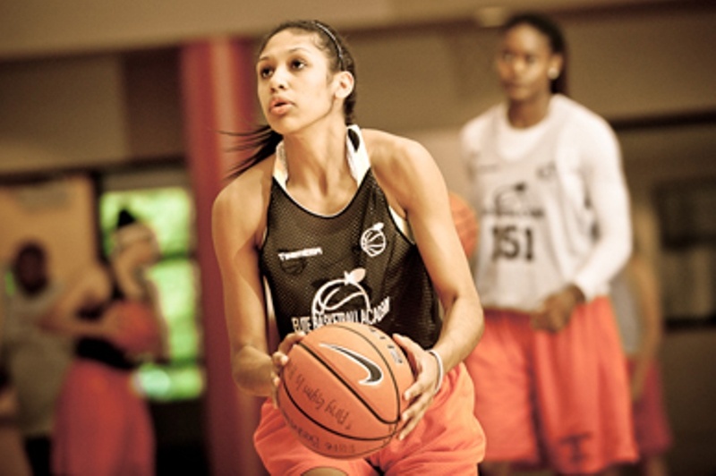 NCAA: Ο… θηλυκός Ουίγκινς (video+photos)