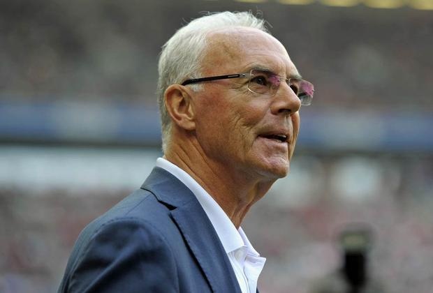 Μπεκενμπάουερ: «Έρχονται… εξωγήινοι για να παίξουν ποδόσφαιρο!» (photos+video)