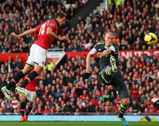 Μάντσεστερ Γιουνάιτεντ: «Βρικολάκιασε» ο φαν Πέρσι! (photos+videos)