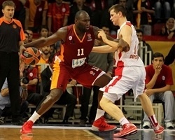 Γαλατάσαραϊ: Πονάει ο Τζαβάι (photos+video)