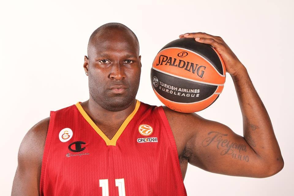 Γαλατάσαραϊ: Πονάει ο Τζαβάι (photos+video)