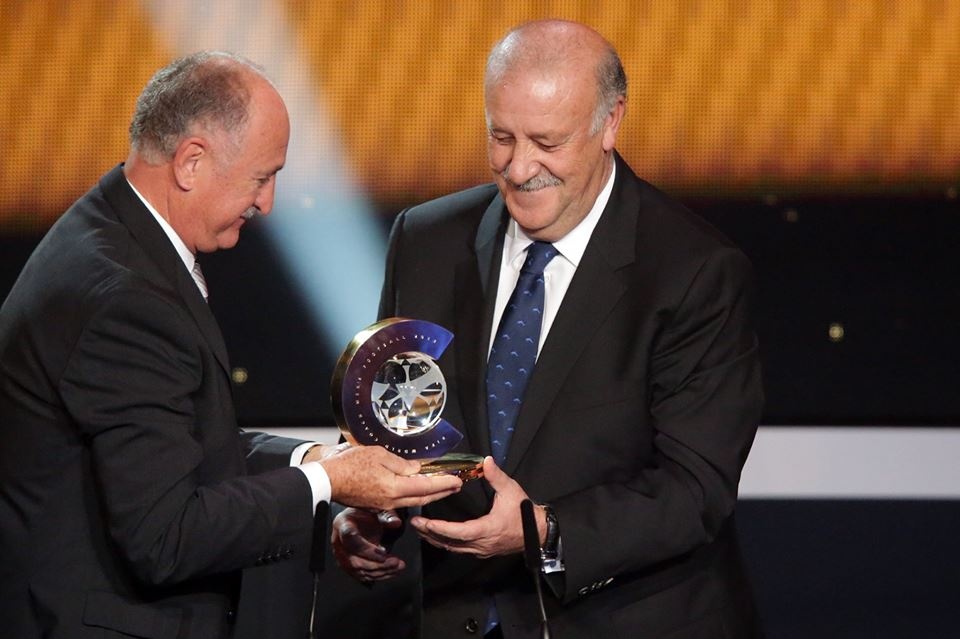 FIFA: Οι προπονητές της χρονιάς (photos+video)