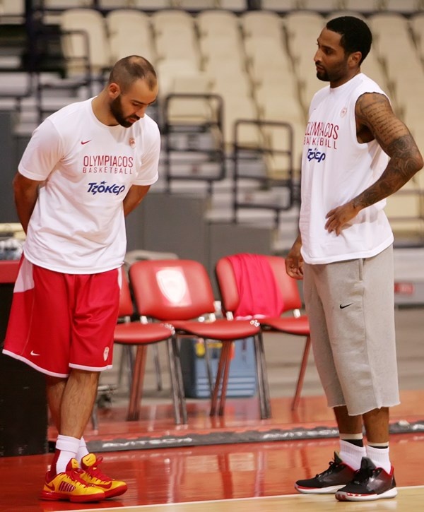 Ολυμπιακός: Η προπόνηση στο ΣΕΦ (photos)