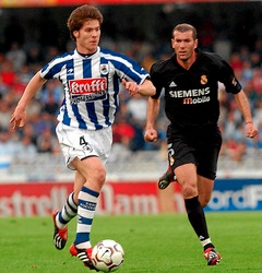 Ρεάλ Μαδρίτης: «Ξεφτίλισε» τον Ζιντάν ο Αλόνσο (photos+video)