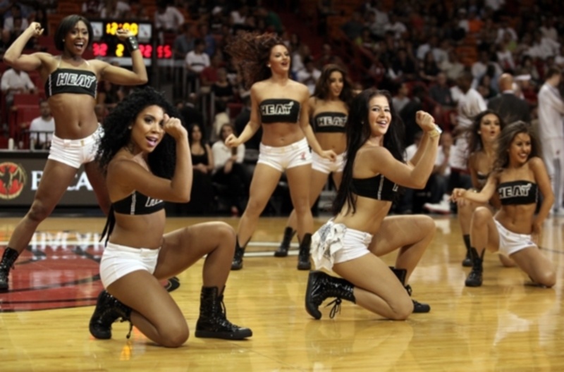 Μαϊάμι Χιτ: «Τίτλοι» και δίπλα από το παρκέ (photos)