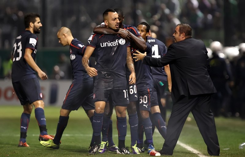 Ολυμπιακός: Ο πανηγυρισμός του Μήτρογλου (photos)