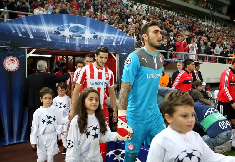 Ολυμπιακός: Σημαδέψτε… τον τοίχο (photos)