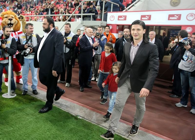 Ολυμπιακός: Τιμήθηκε ο Πάντελιτς (photos)