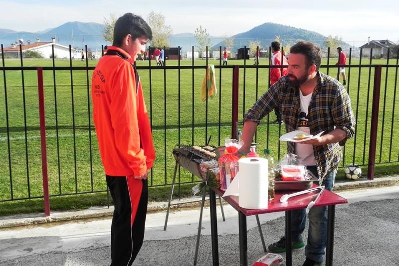 Χόρτασαν γκολ και... μπιφτέκια στον Κάστορα! (photos)