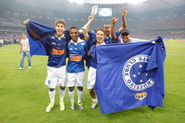 Brasileiro: Φιέστα για τον τίτλο που δεν πήρε η Κρουζέιρο! (video+photos)