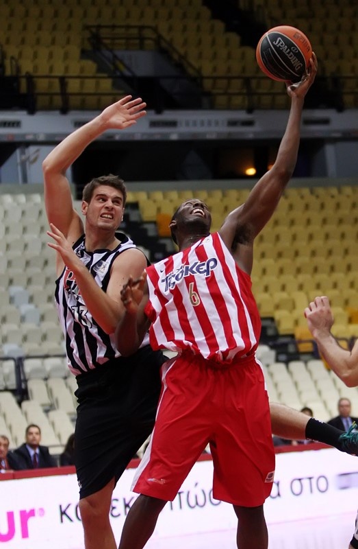 Μπόγρης: «Ίσως είναι άσχημοι...» (photos)