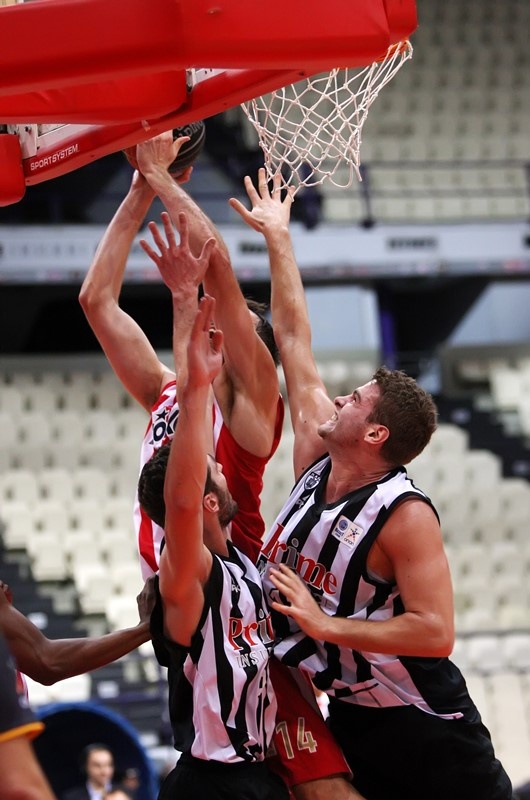 Μπόγρης: «Ίσως είναι άσχημοι...» (photos)