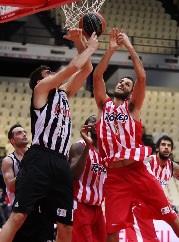 Ολυμπιακός: 401... κεράσματα ο Περπέρογλου (photos)