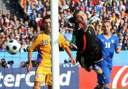 Λόμποντ στο Onsports για το Ελλάδα – Ρουμανία: «Όχι… Τόρο!» (photos+videos)