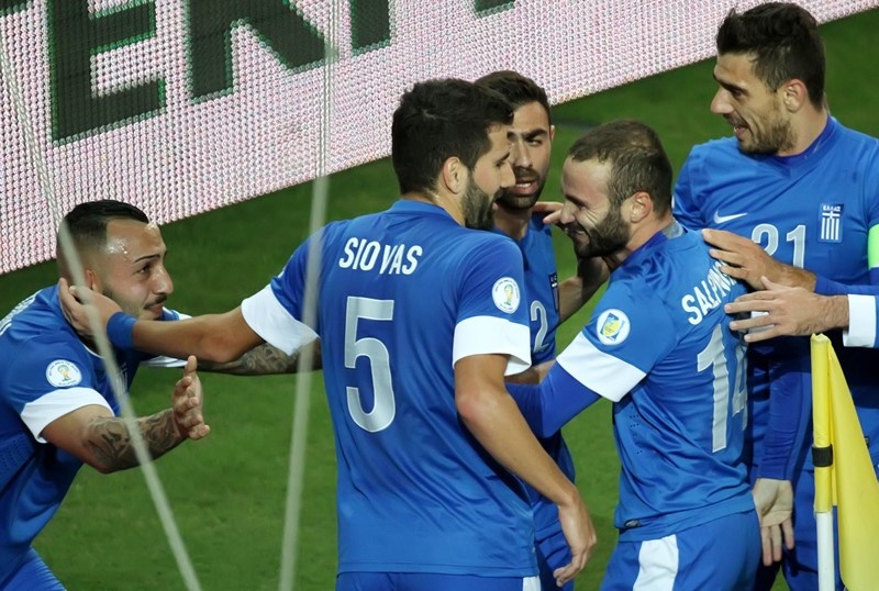 Ελλάδα: «Πνίγηκαν» από χαρά! (photos)
