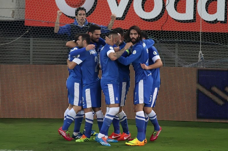 Ελλάδα: «Πνίγηκαν» από χαρά! (photos)