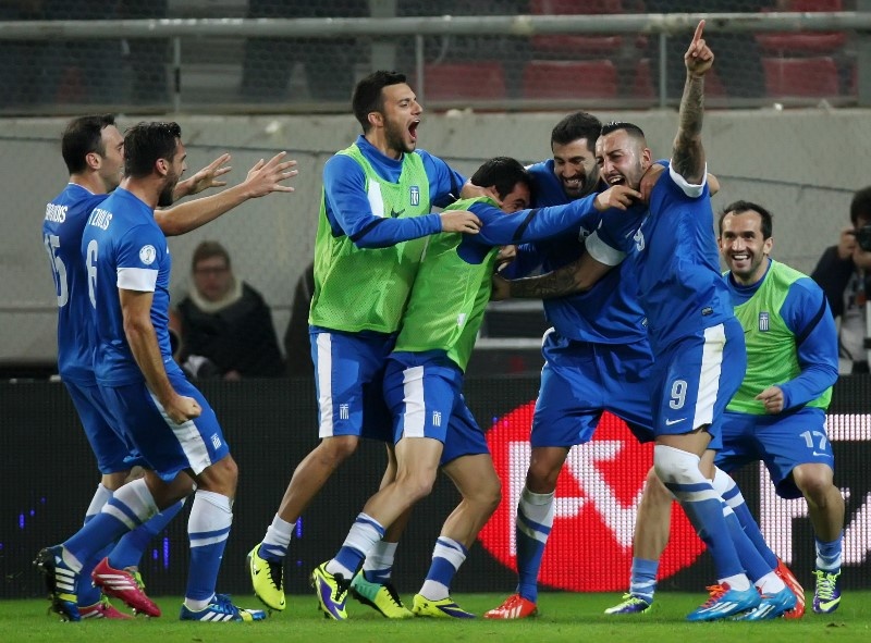 Ελλάδα: «Πνίγηκαν» από χαρά! (photos)
