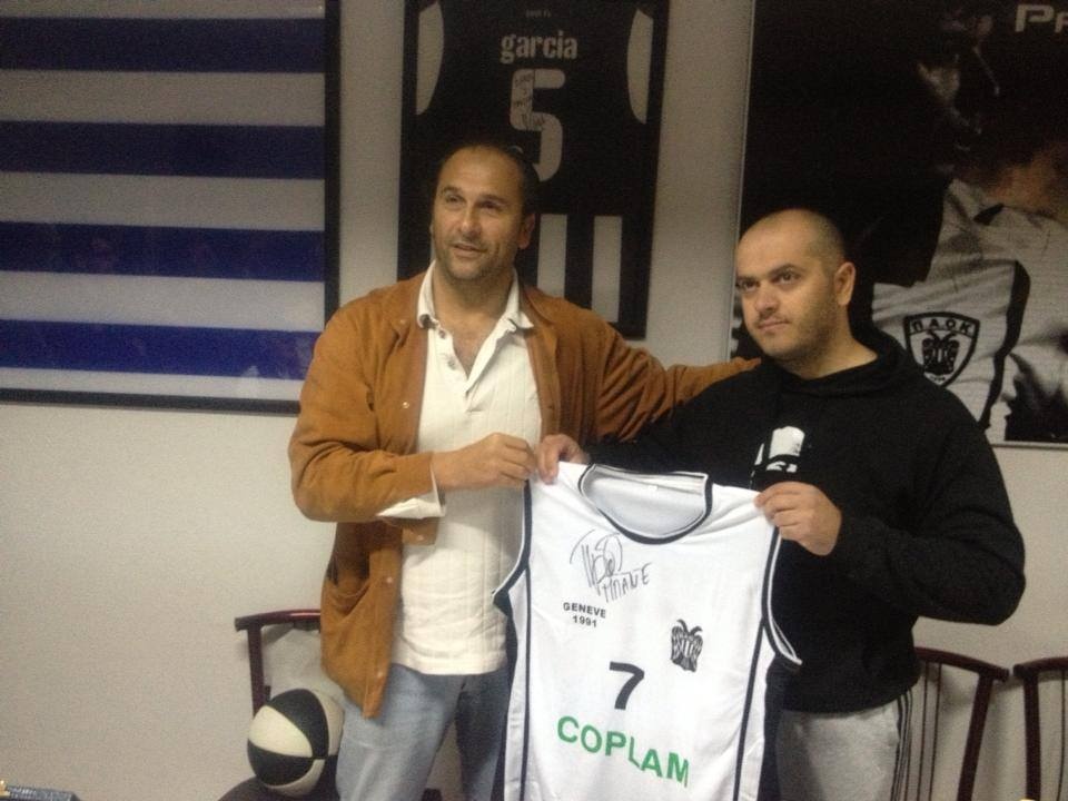 ΠΑΟΚ: Τιμήθηκε ο Μπάνε Πρέλεβιτς (photos)