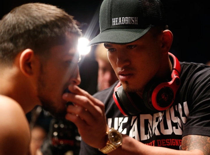 UFC 167: Με το ζόρι πρωταθλητής και… μαχητής ο St. Pierre (GIFs)