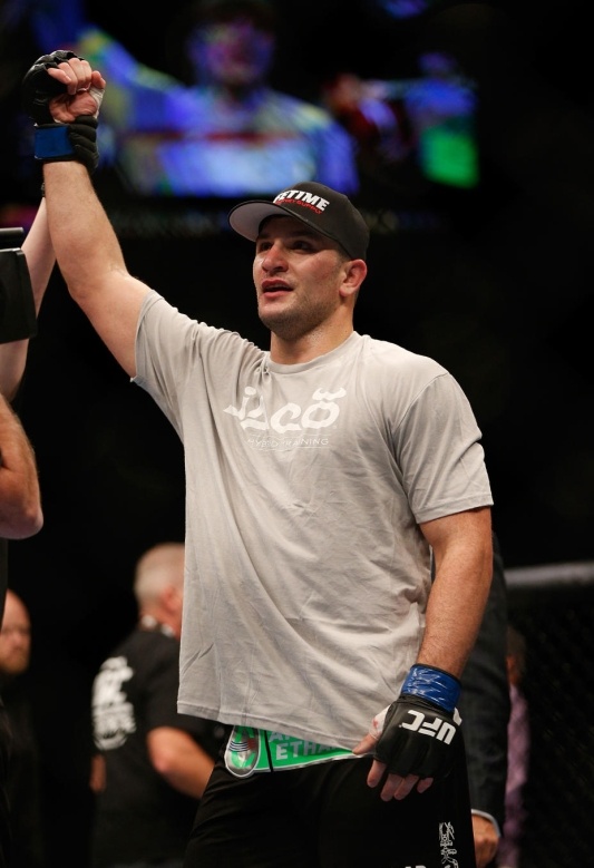UFC 167: Με το ζόρι πρωταθλητής και… μαχητής ο St. Pierre (GIFs)
