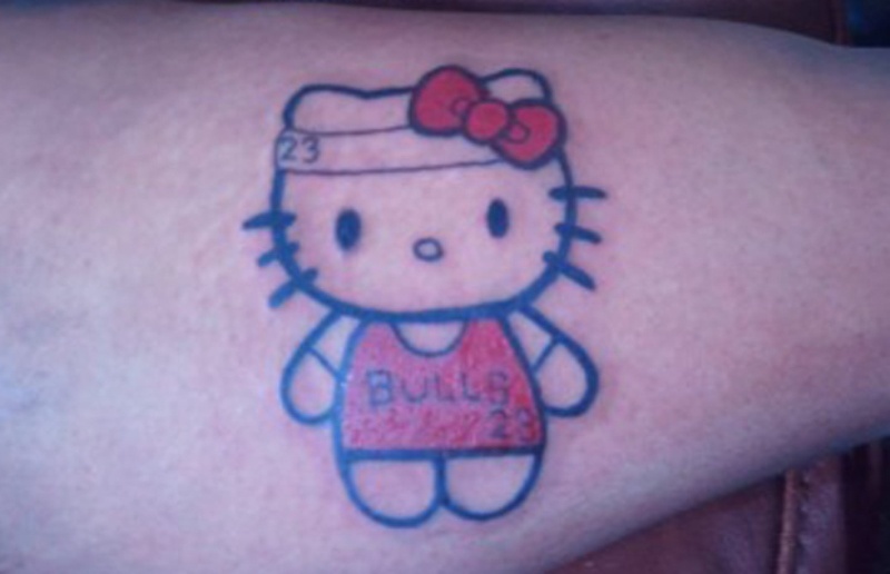 Σάρλοτ Μπόμπκατς: Τζόρνταν και σε τατουάζ (photos)