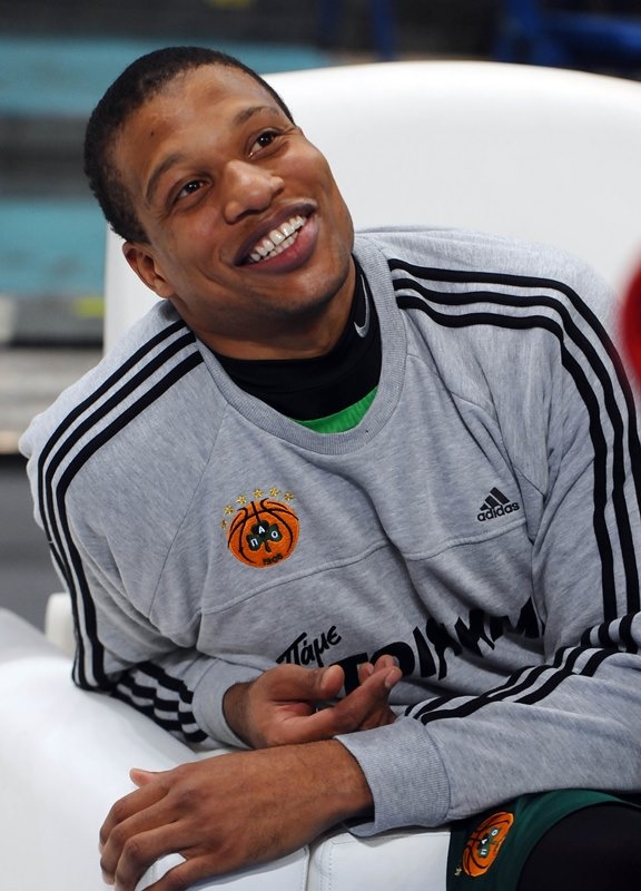 Μπατίστ: «Θέλω… δώρο τη νίκη» (photos+video)