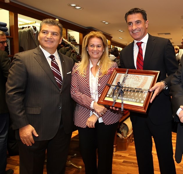 Ολυμπιακός: Στα εγκαίνια της Βrooks Brothers (photos)