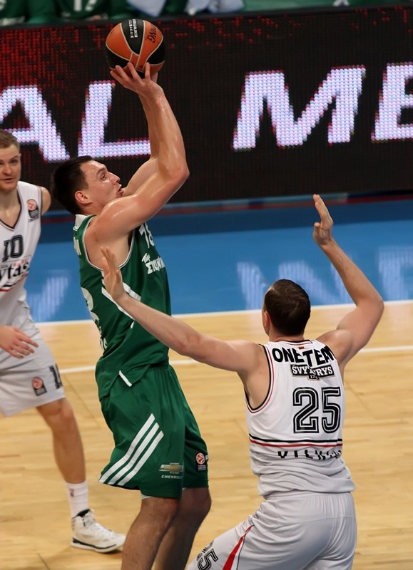 Παναθηναϊκός: Πλήγωσε τους συμπατριώτες του ο Ματσιούλις (photos)