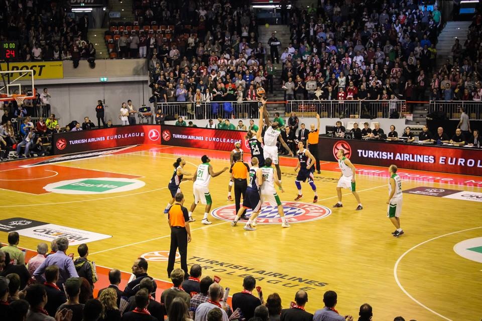 Μπάγερν Μονάχου: «Παγωμάρα» από το διπλό της Ζιελόνα (photos)