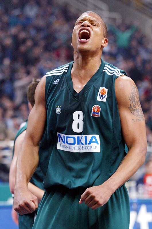 Παναθηναϊκός: B for… Batiste’s Birthday! (photos+videos)