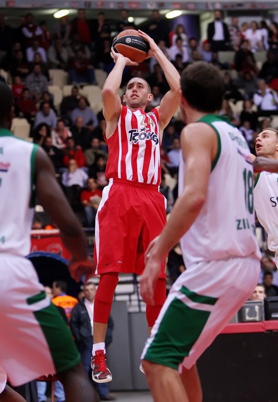 Ολυμπιακός: Ρεκόρ ο Λοτζέσκι! (photos)