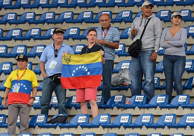 Φόρμουλα 1: Άφησε… τον Ρόζμπεργκ ο Φέτελ (photos)