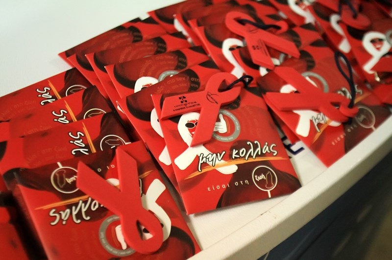 ΕΣΑΚΕ: «Μην κολλάς» στη Νέα Σμύρνη (photos)