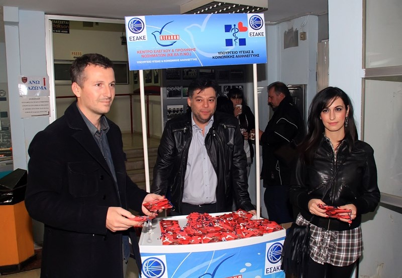 ΕΣΑΚΕ: «Μην κολλάς» στη Νέα Σμύρνη (photos)