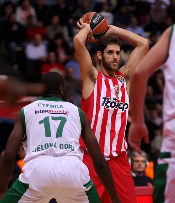 Ολυμπιακός: 600άρης ο Περπέρογλου (photos)