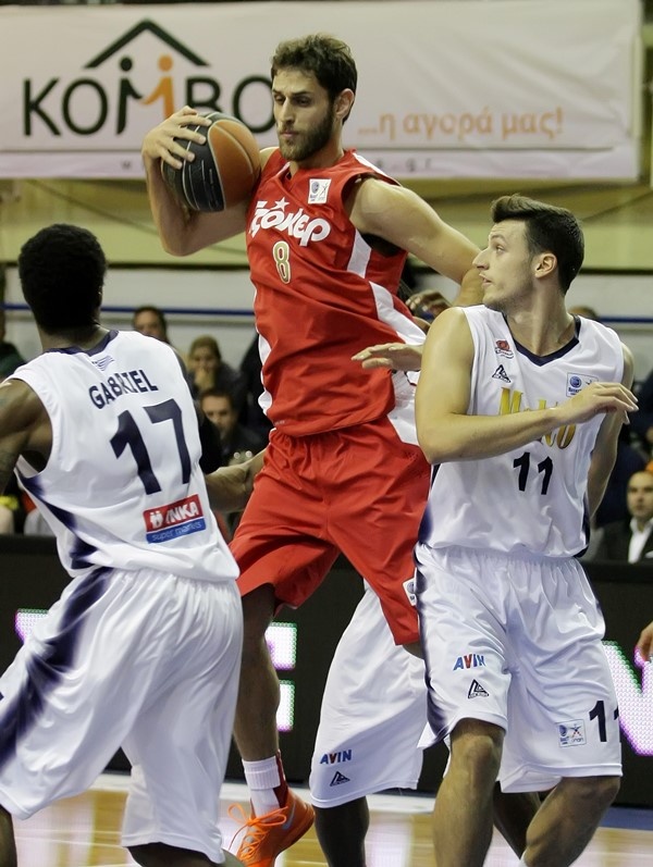 Ολυμπιακός: 600άρης ο Περπέρογλου (photos)