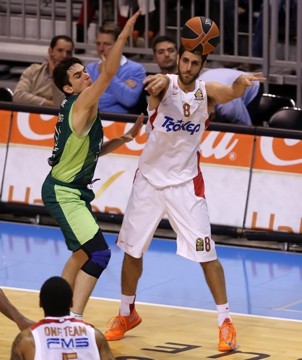 Ολυμπιακός: 600άρης ο Περπέρογλου (photos)