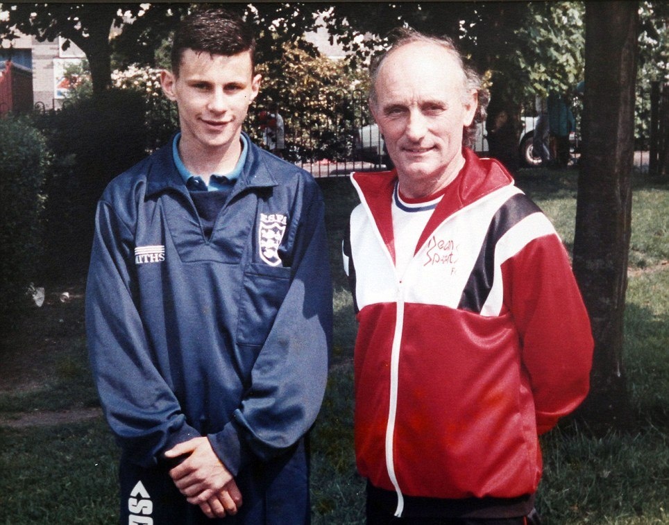 Μάντσεστερ Γιουνάιτεντ: 40 σπάνιες φωτογραφίες του… 40χρονου Γκιγκς! (photos)