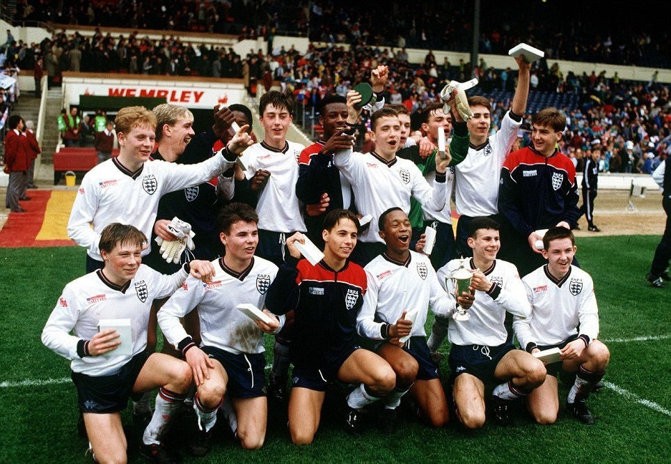 Μάντσεστερ Γιουνάιτεντ: 40 σπάνιες φωτογραφίες του… 40χρονου Γκιγκς! (photos)