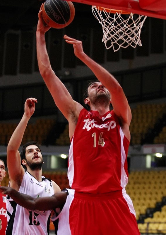 Ολυμπιακός: Man of the Match ο Μπέγκιτς (photos)