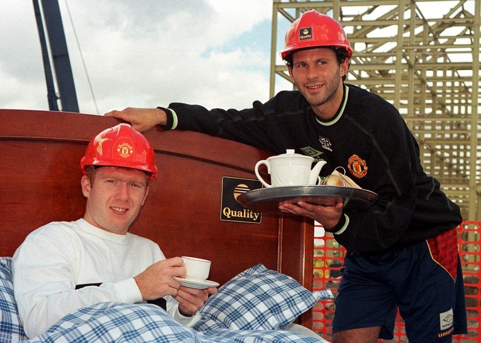 Μάντσεστερ Γιουνάιτεντ: 40 σπάνιες φωτογραφίες του… 40χρονου Γκιγκς! (photos)