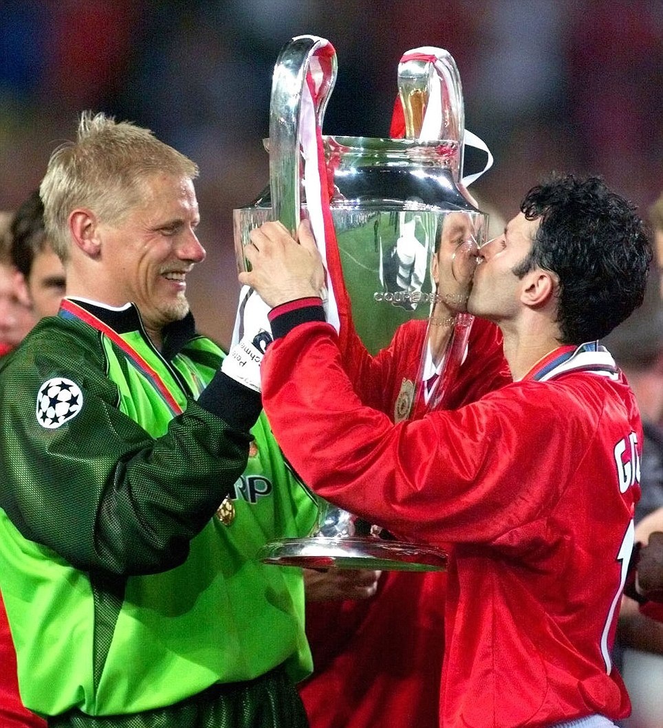 Μάντσεστερ Γιουνάιτεντ: 40 σπάνιες φωτογραφίες του… 40χρονου Γκιγκς! (photos)