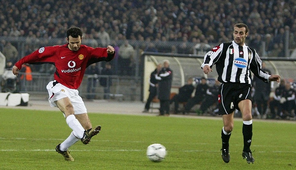 Μάντσεστερ Γιουνάιτεντ: 40 σπάνιες φωτογραφίες του… 40χρονου Γκιγκς! (photos)