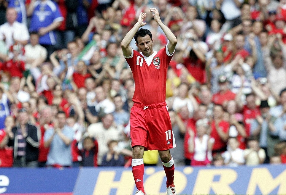 Μάντσεστερ Γιουνάιτεντ: 40 σπάνιες φωτογραφίες του… 40χρονου Γκιγκς! (photos)