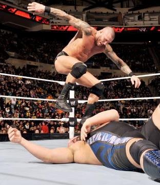 Raw SuperShow: Θέλει όλες τις ζώνες ο Orton (photos+videos)