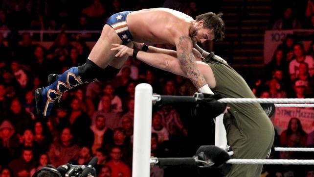 Raw SuperShow: Θέλει όλες τις ζώνες ο Orton (photos+videos)